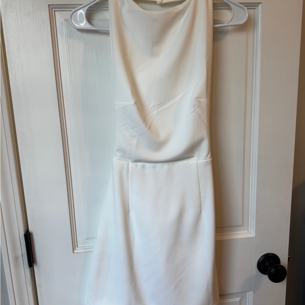 Women’s White Sleeveless Sheath Dress